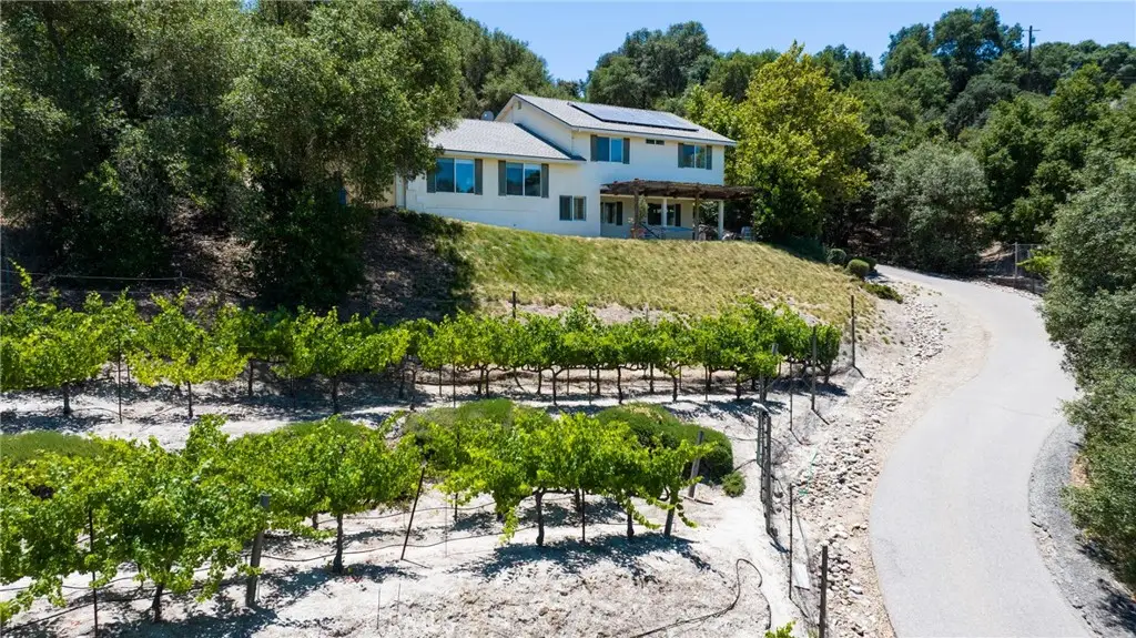 3270 Arena, Atascadero, CA 93422 - #1