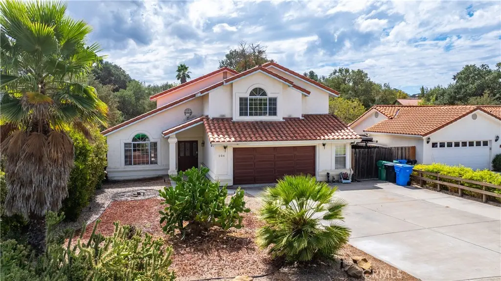 204 Nighthawk, Paso Robles, CA 93446 - #1