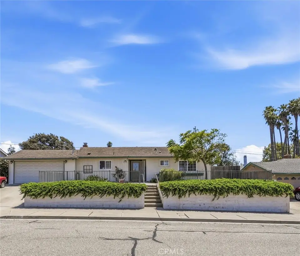 1142 Via Alta, Santa Maria, CA 93455 - #1