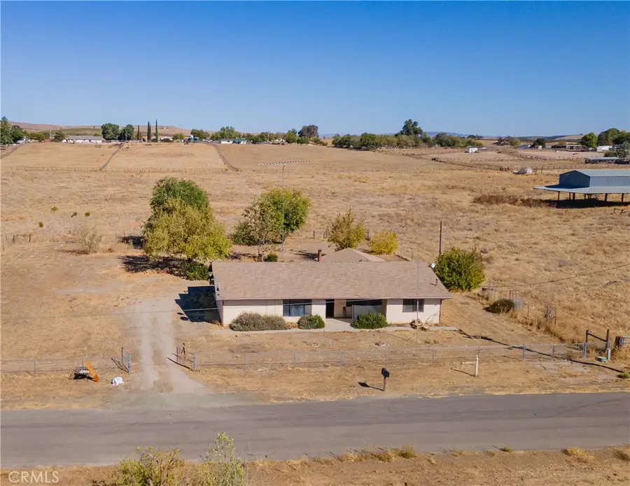 320 Grace, Paso Robles, CA 93446 - #2