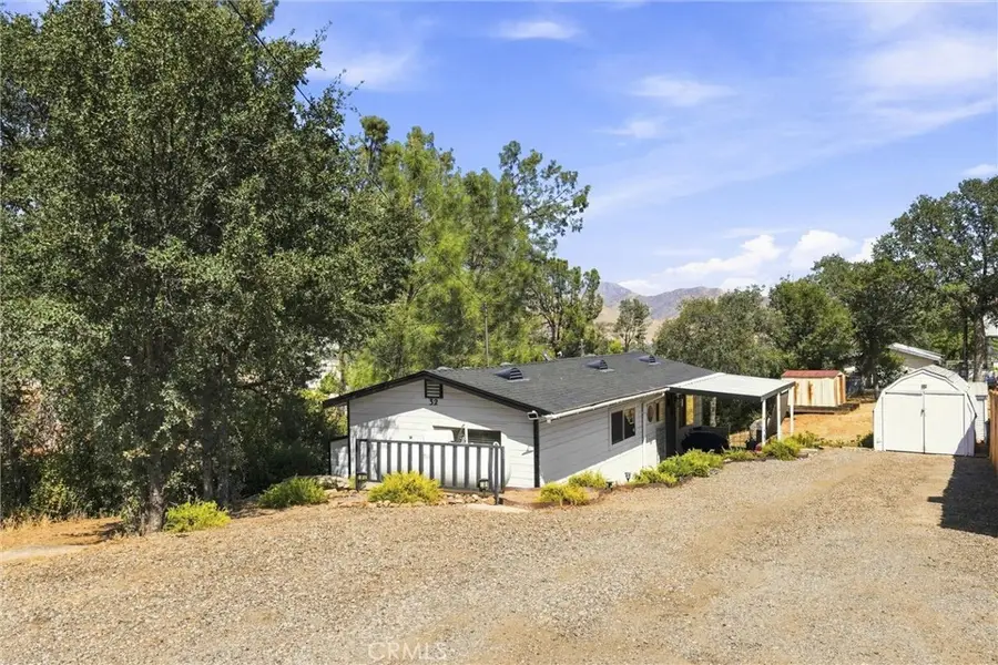 32 Pinebrook, Wofford Heights, CA 93285 - #2