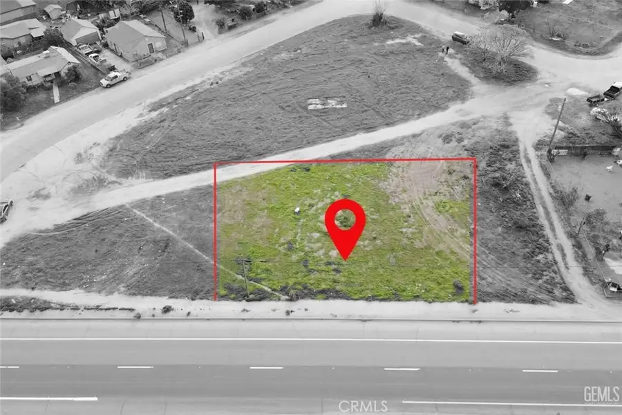 681 Hwy 43, Shafter, CA 93263 - #3