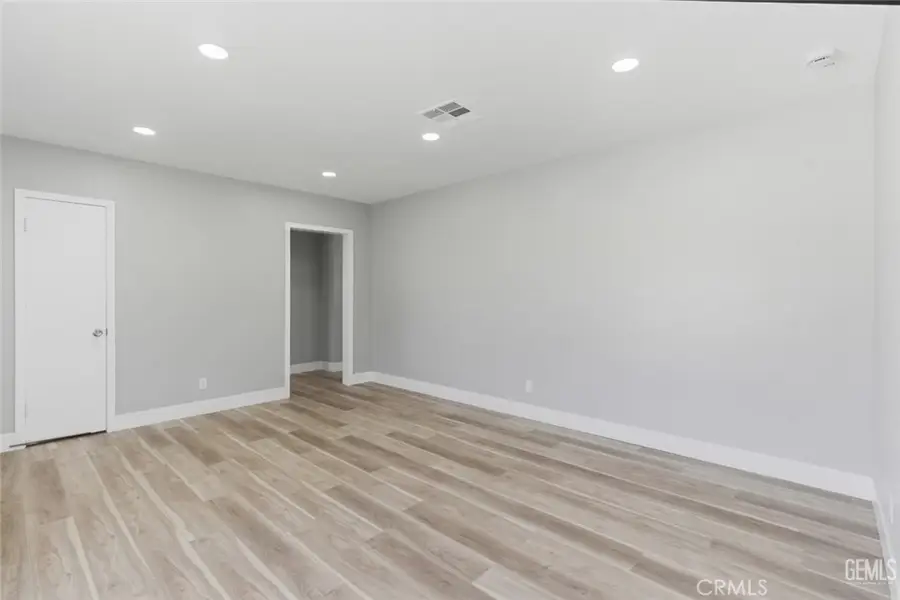 3017 River Boulevard, Bakersfield, CA 93305 - #2