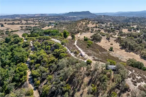 52747 Smith Road, Bradley, CA 93426