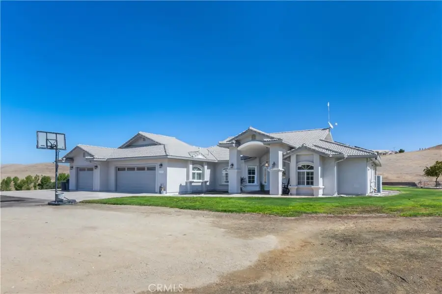 76925 Barker Road, San Miguel, CA 93451 - #2