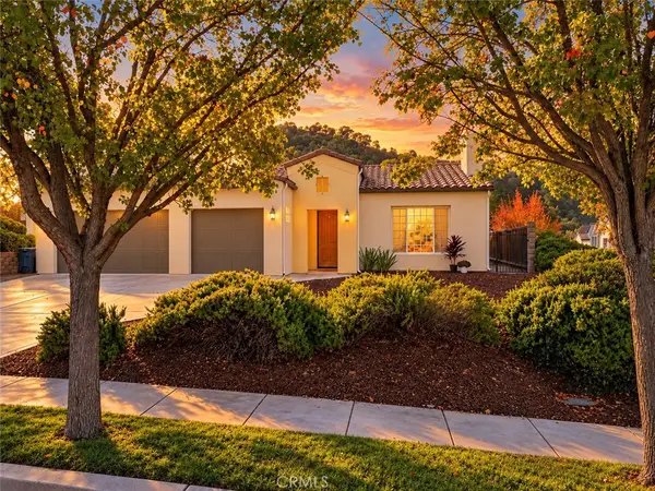 953 Salida Del Sol, Paso Robles, CA 93446