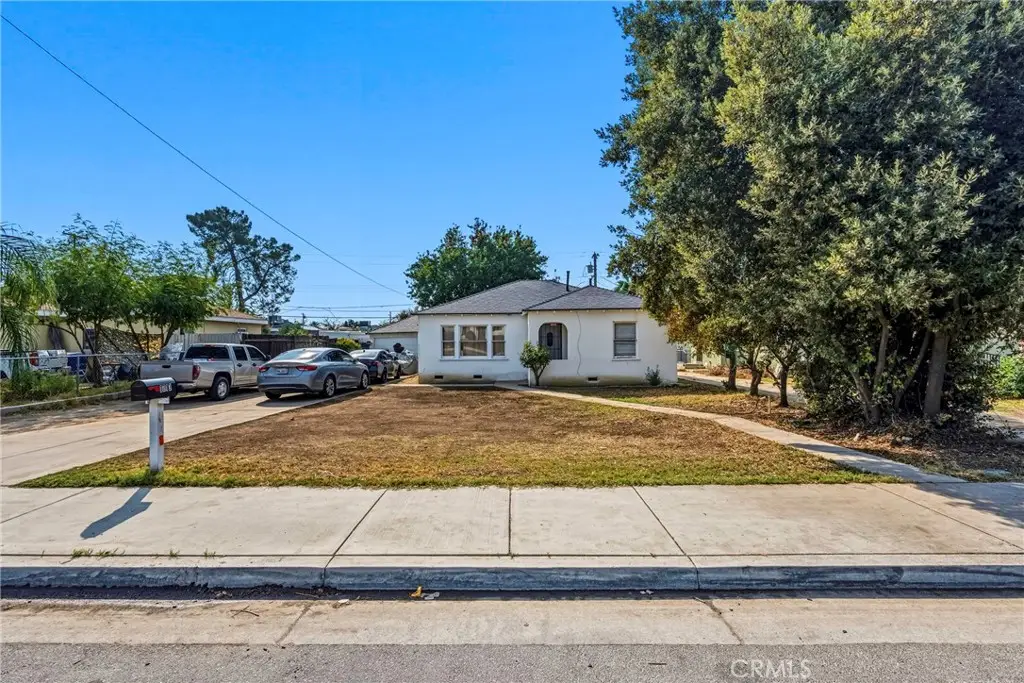 1713 Bernard Street, Bakersfield, CA 93305 - #1