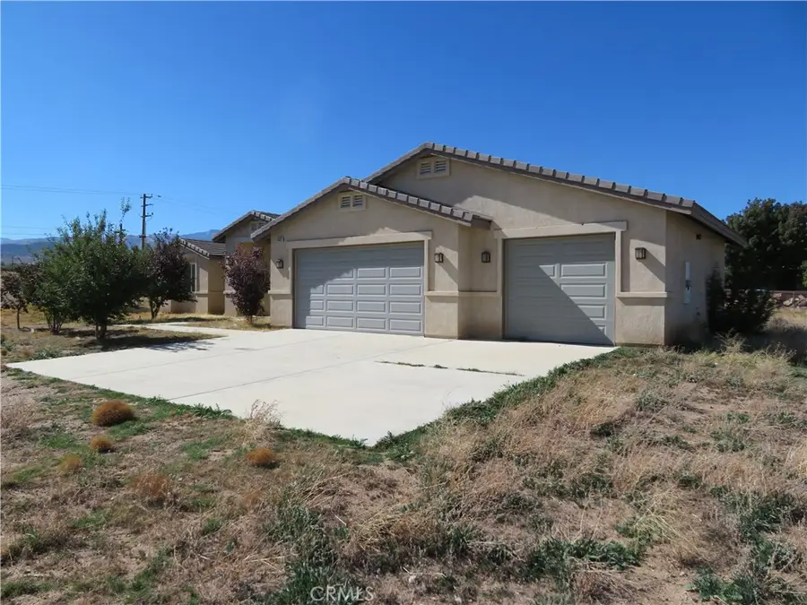 9322 Hollywood Court, Phelan, CA 92371 - Image #3