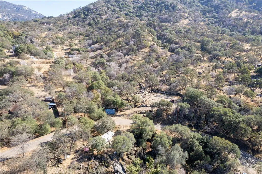 45352 Hammond Drive, Woodlake Three Rivers, CA 93271 - #1