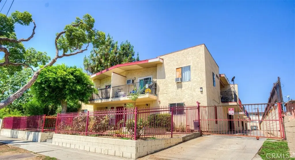 839 N Summit Avenue, Pasadena, CA 91103 - #1