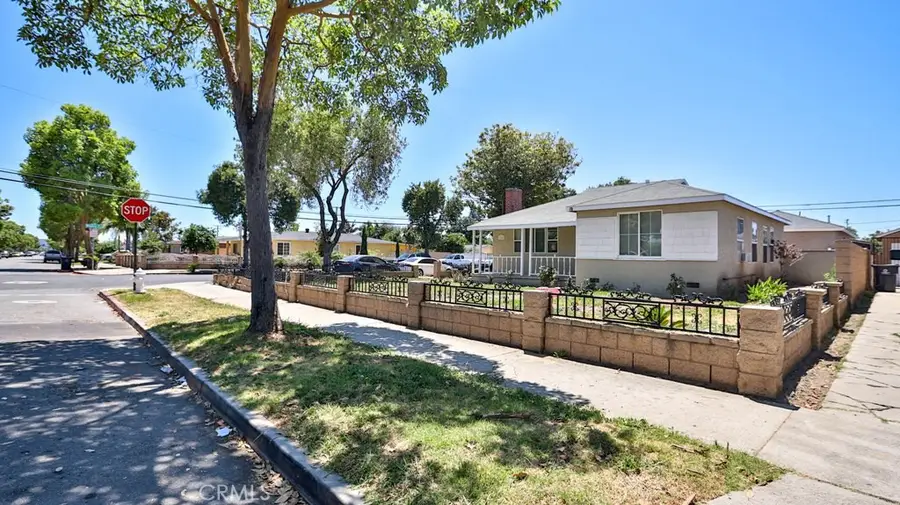 1246 S Baker Street, Santa Ana, CA 92707 - #2