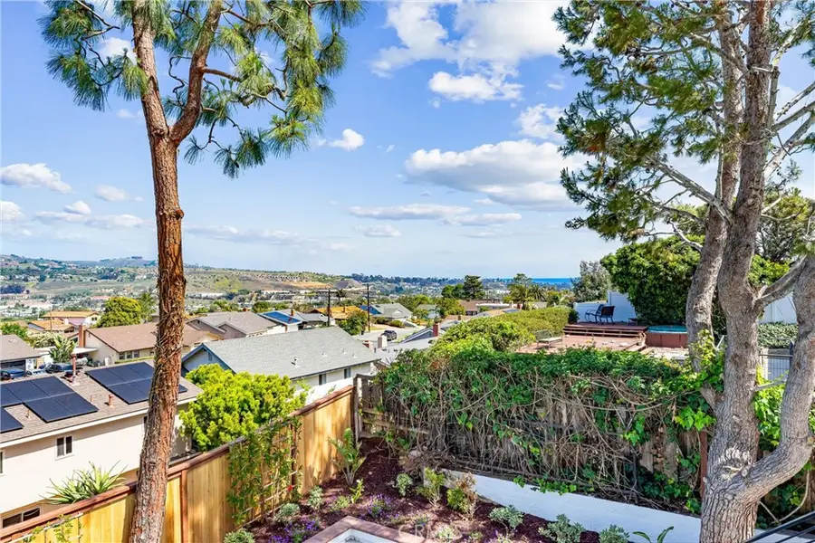 32862 Bluffside Drive, Dana Point, CA 92629 - Image #2
