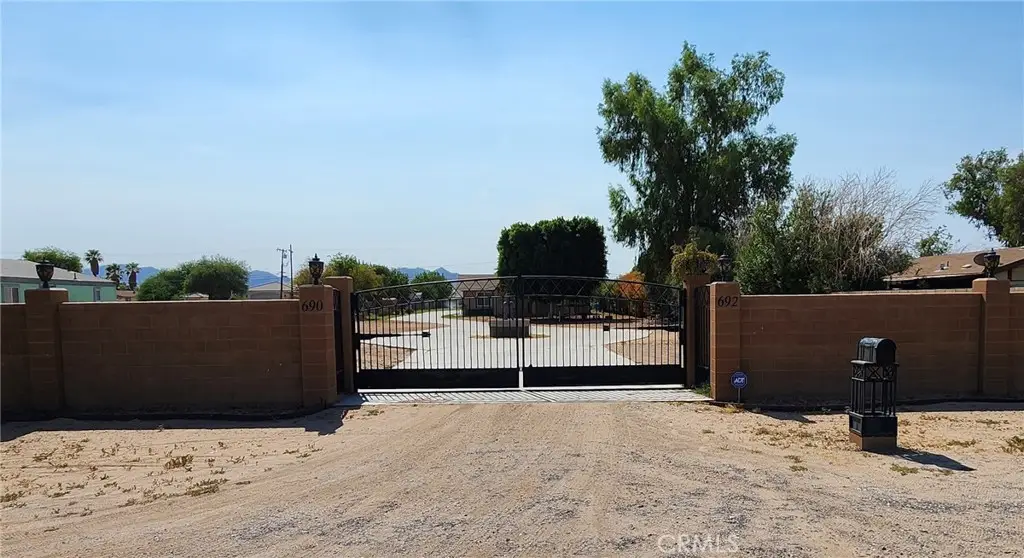 690 Riviera Drive, Blythe, CA 92225 - #1