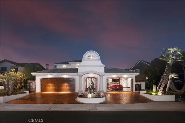 17022 Marinabay Drive, Huntington Beach, CA 92649