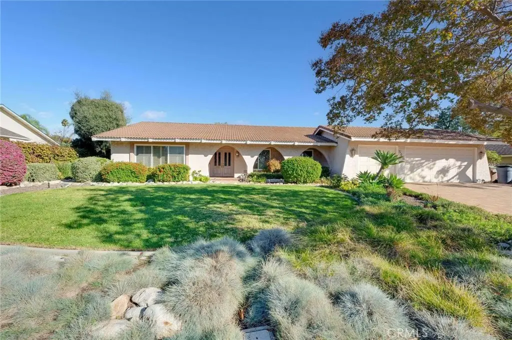 545 Redlands Avenue, Claremont, CA 91711 - Image #1