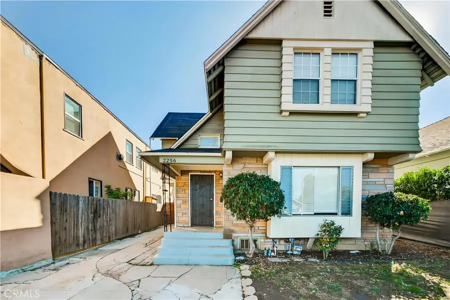 2256 W 28th Street, Los Angeles, CA 90018 - #2
