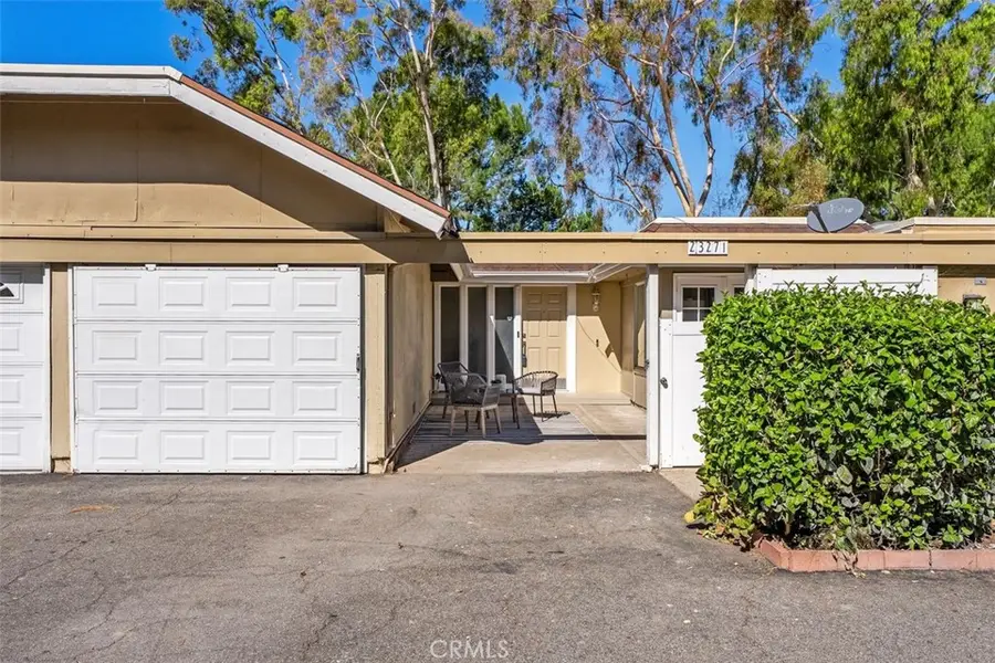 23271 Caminito Andreta, Laguna Hills, CA 92653 - Image #2