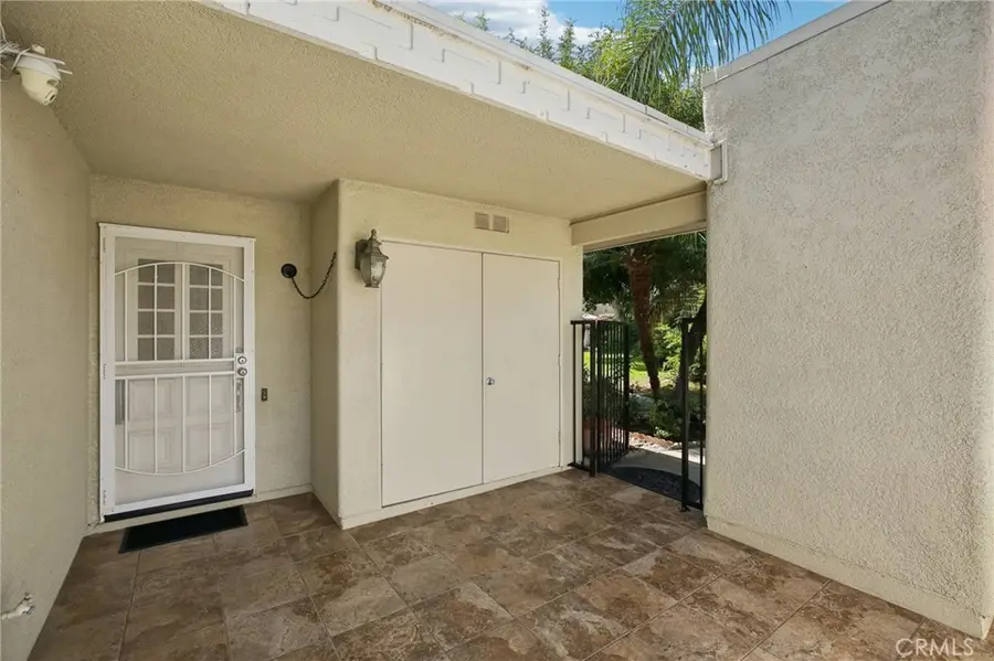 2019 Via Mariposa W #D, Laguna Woods, CA 92637 - Image #3