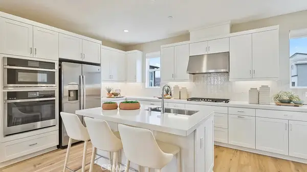 27459 Sand Almond Way, Valencia, CA 91381