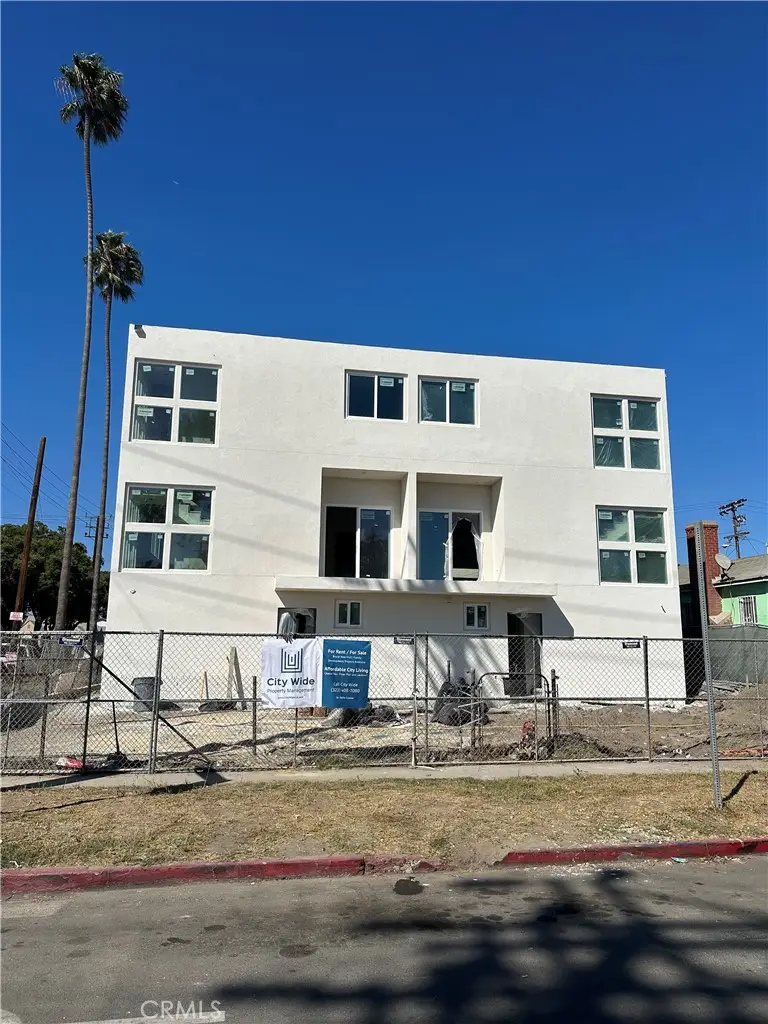 801 E 84th Place, Los Angeles, CA 90001 - Image #3