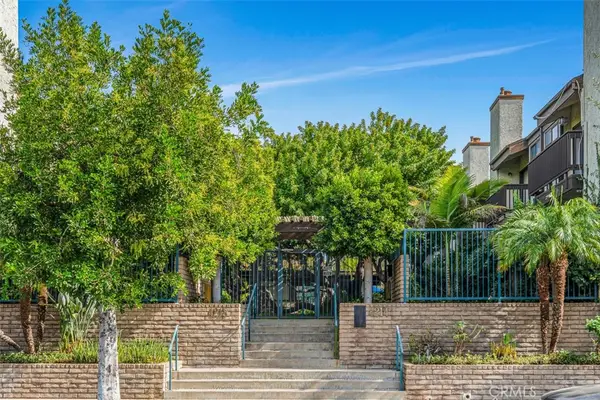 4218 Troost #20, Studio City, CA 91604