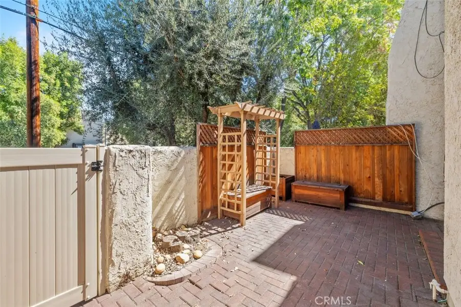 6225 Shoup Avenue #109, Woodland Hills, CA 91367 - #2