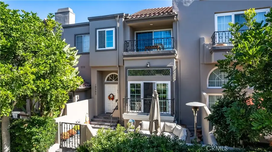 19305 Champion Lane, Huntington Beach, CA 92648 - Image #2