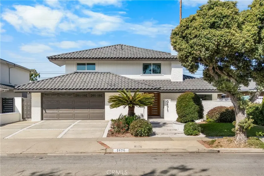 9171 Regatta Drive, Huntington Beach, CA 92646 - Image #2
