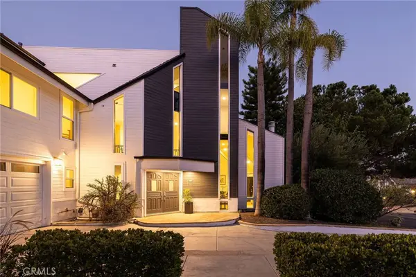 25901 Nellie Gail, Laguna Hills, CA 92653