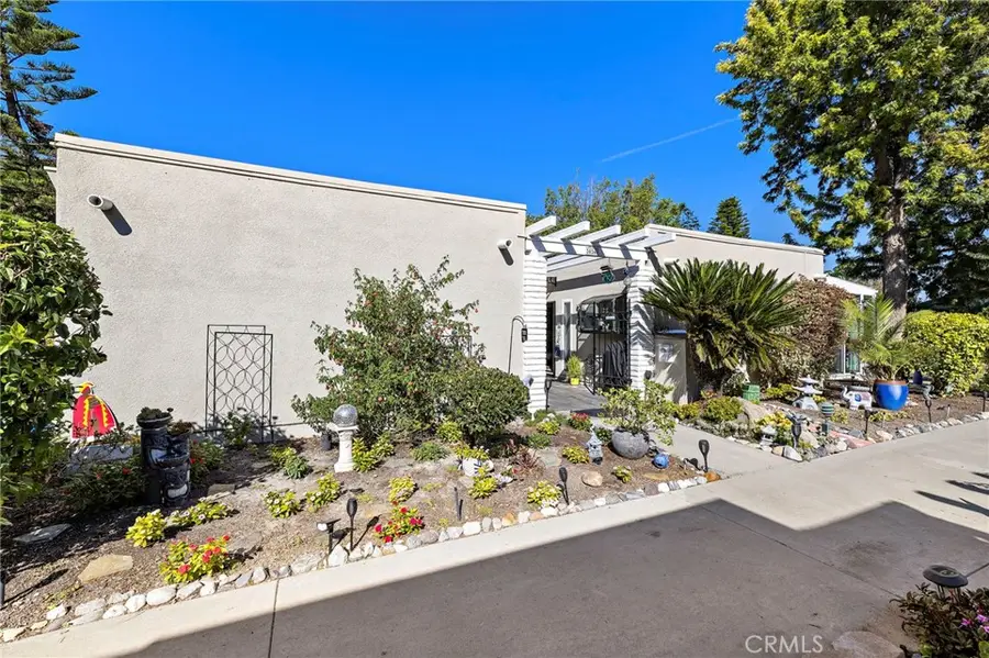 2026 Via Mariposa E #D, Laguna Woods, CA 92637 - Image #2