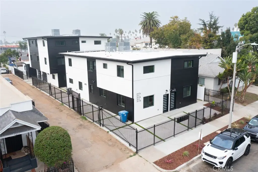 2011 8th, Los Angeles, CA 90018 - Image #1