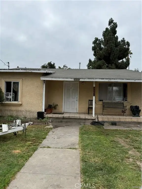 1722 W Pine, Santa Ana, CA 92703