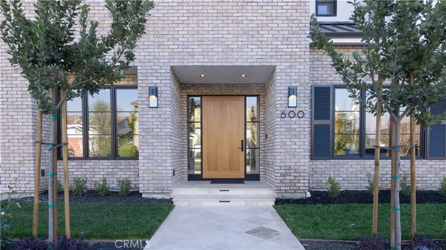 600 Powell Place, Newport Beach, CA 92663 - Image #2