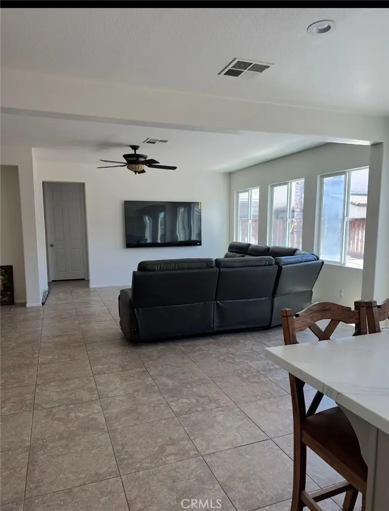 476 Peregrine Ln, San Jacinto, CA 92582 - Image #3