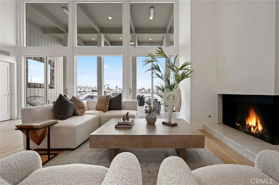 16449 Wimbledon Lane, Huntington Beach, CA 92649 - Image #3