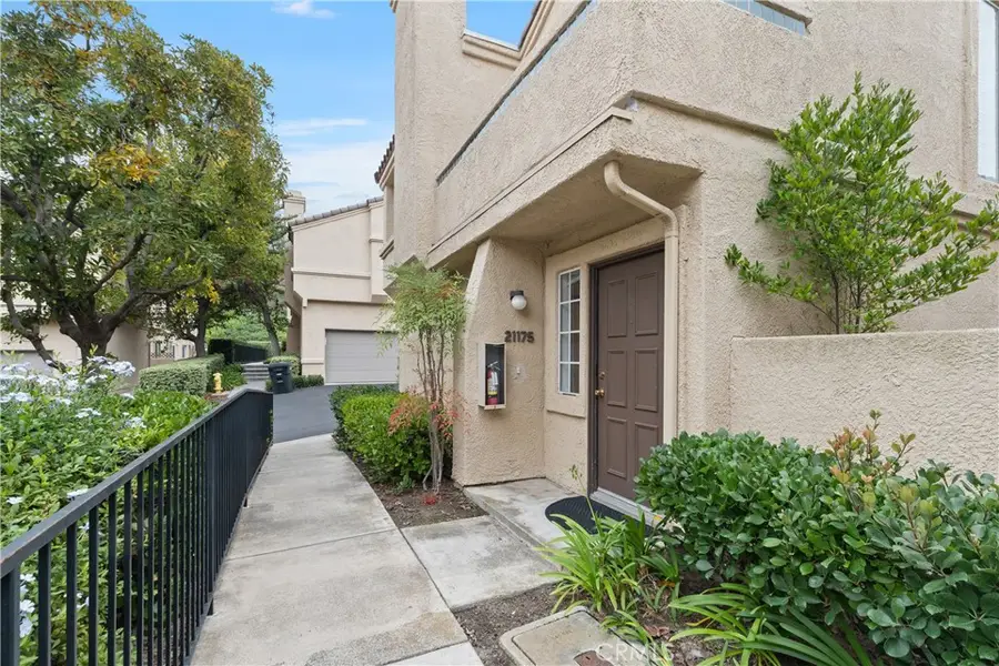 21175 Gladiolos, Lake Forest, CA 92630 - Image #2