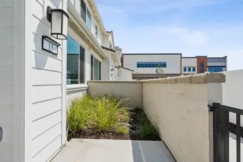 3581 S. Eichler Paseo, Ontario, CA 91761 - #2