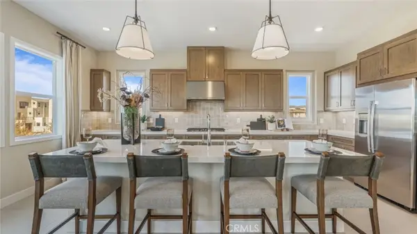 179 Merit, Irvine, CA 92618