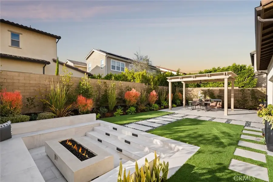 113 Pixel, Irvine, CA 92618 - Image #2