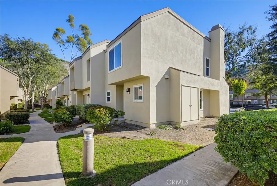 5825 E Creekside Avenue #6, Orange, CA 92869 - Image #2