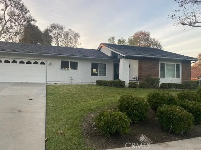 23561 Via Ventura, Mission Viejo, CA 92692 - Image #2