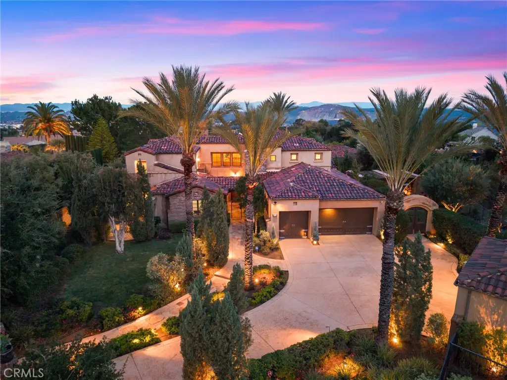 1377 Versante Circle, Corona, CA 92881 - #1