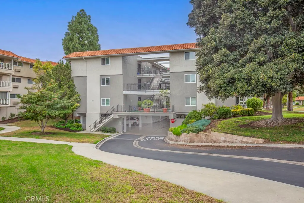 2402 Via Mariposa W Unit 1c, Laguna Woods, CA 92637 - #1
