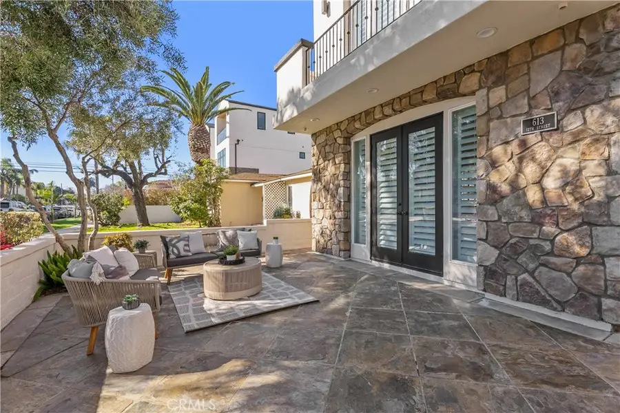 613 12th, Huntington Beach, CA 92648 - #3