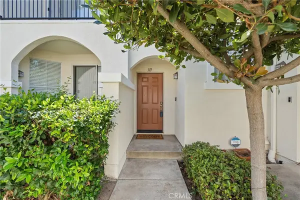 311 Falcon Creek, Irvine, CA 92618