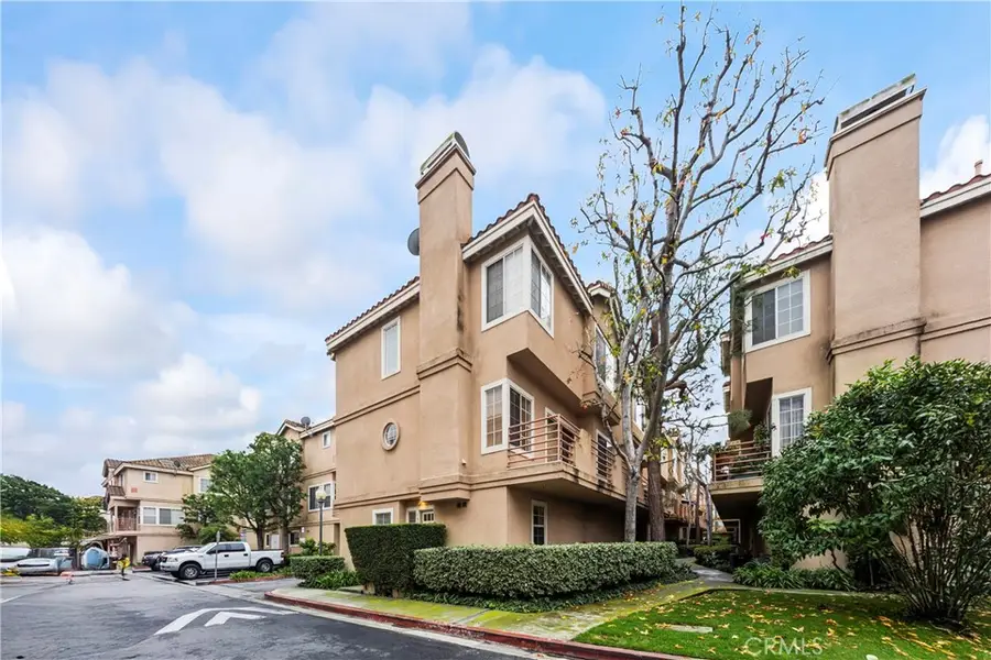 13957 Lemoli Avenue, Hawthorne, CA 90250 - #2