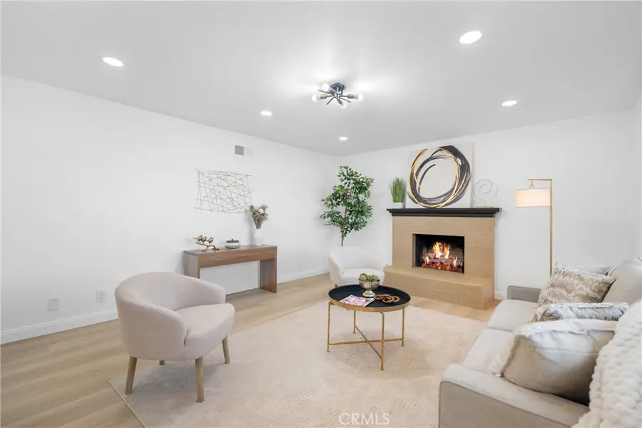 17391 Meer Circle, Huntington Beach, CA 92647 - #2