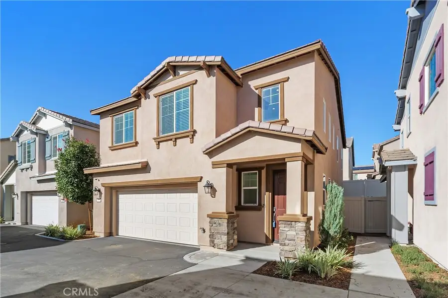 913 Helena Ridge, Lake Elsinore, CA 92530 - Image #2