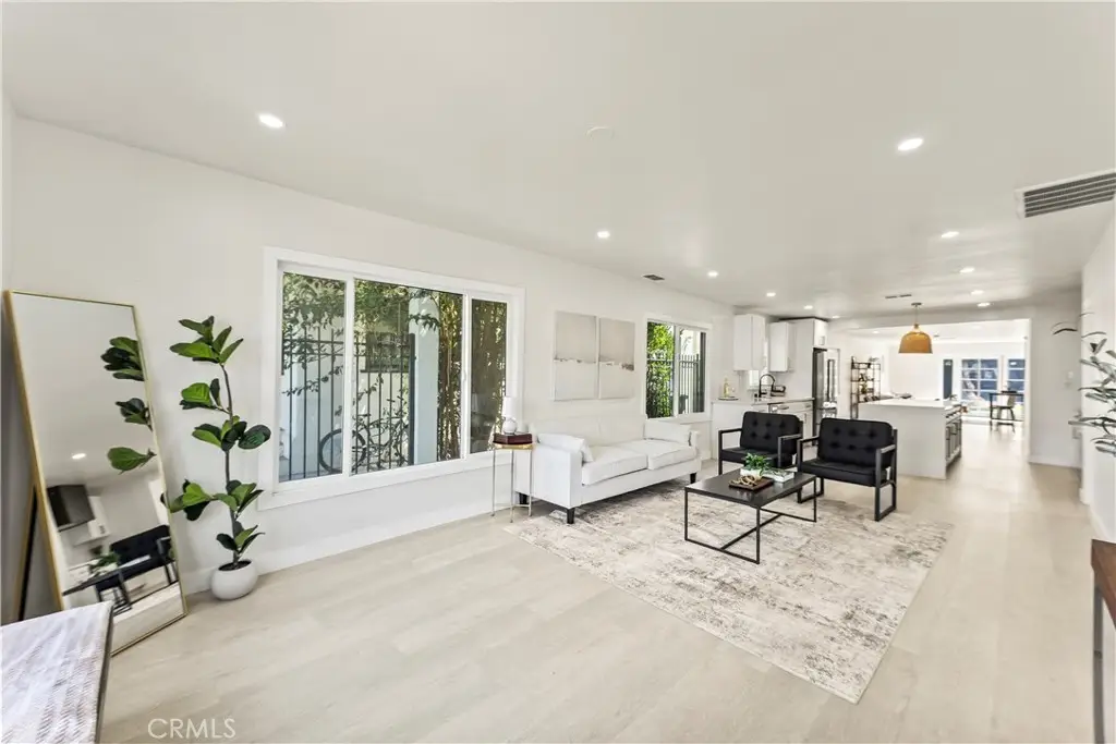 2942 S West View, Los Angeles, CA 90016 - #1