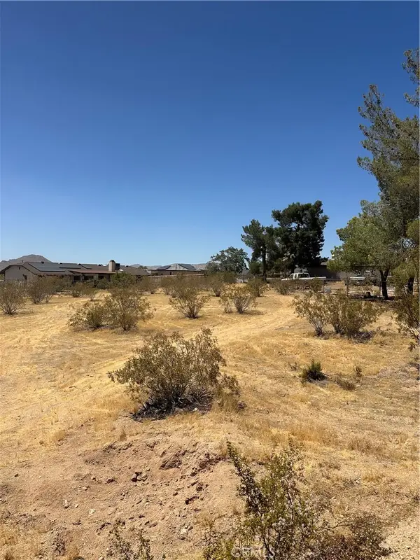 16962 Waalew Court, Apple Valley, CA 92307